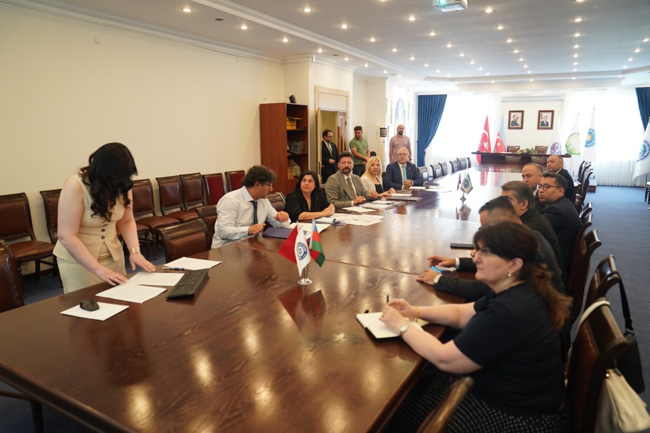 Zəfər Qurbanov Necdet Budakla İzmirdə görüşdü - FOTOLAR